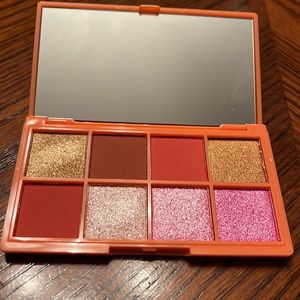 Peach Eyeshadow Palette